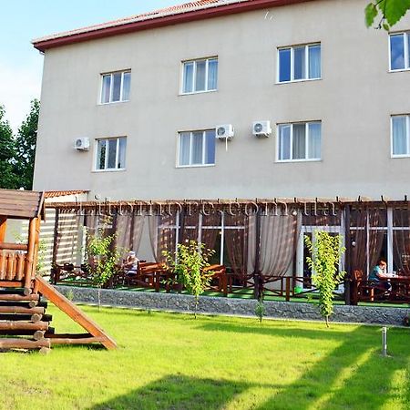 Hotel Barbaris Żeleznyj Port Zewnętrze zdjęcie